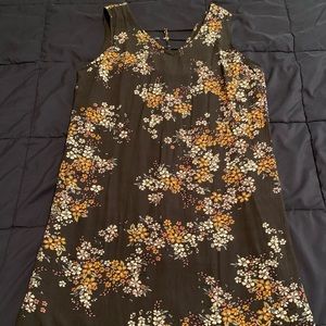 Maurice’s gray floral dress